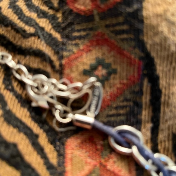 St.Thomas blue sapphire & silver beaded necklace may have matching elastic ring - Picture 8 of 9